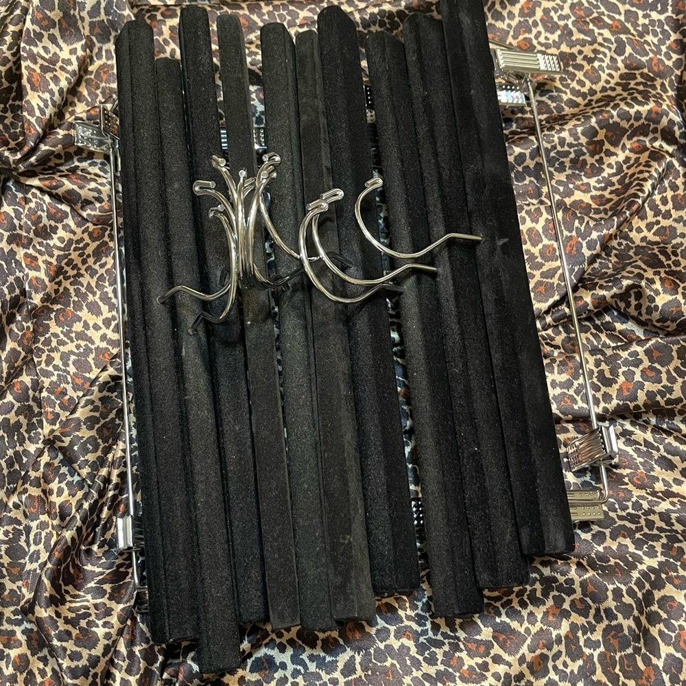 10 Crushed Velvet Black and Silver Pant Hangers - Picture 16 of 16
